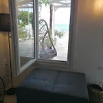 Yalos Luxury Vilă