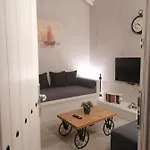 Yalos Luxury Agioi Saranta