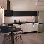 Yalos Luxury Вилла *
