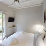 Yalos Luxury * Agioi Saranta
