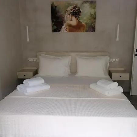 Yalos Luxury